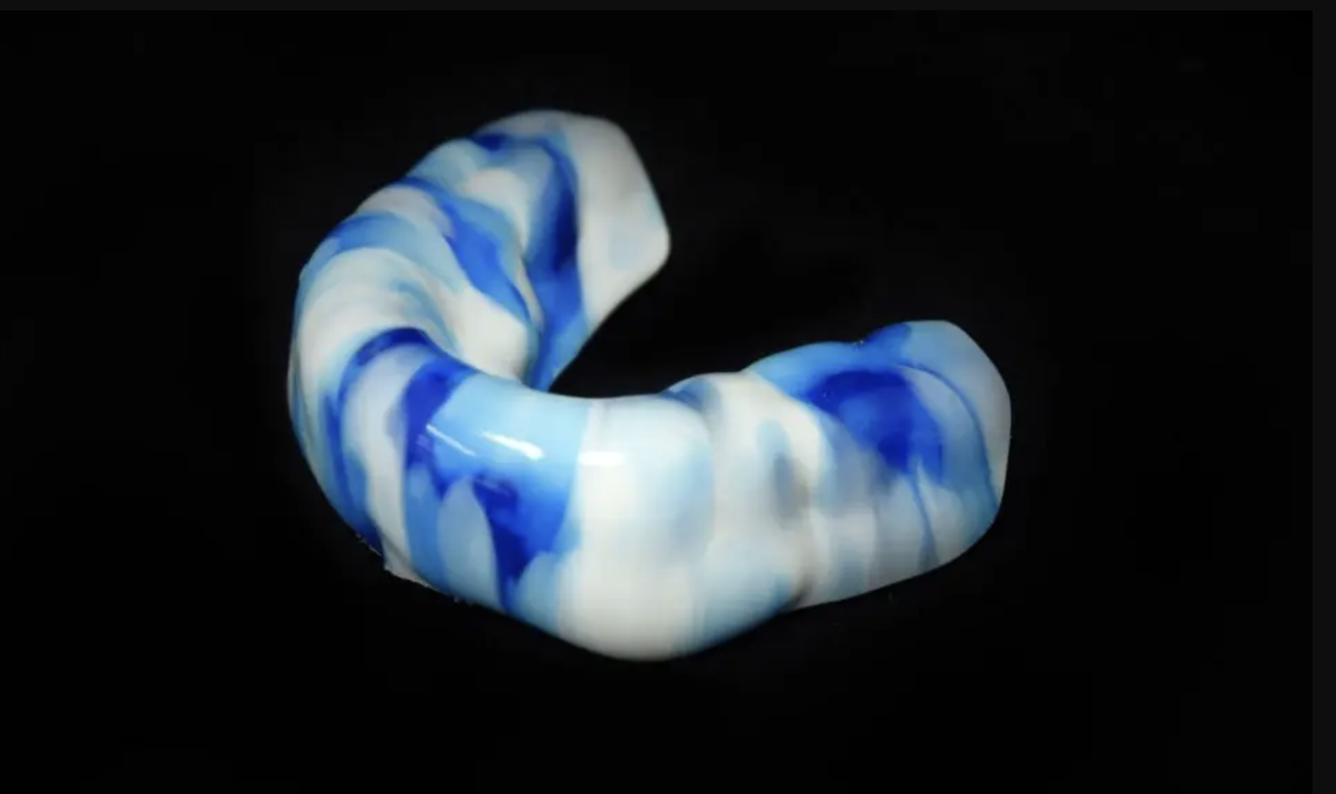 mouthguard or gumshield